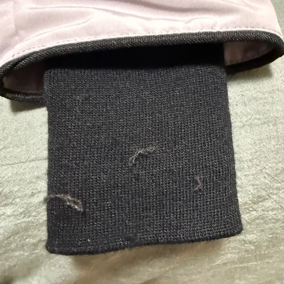 Canada Goose Women's Parka in Moonstone Grey - Picture 9 of 13